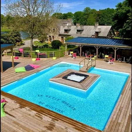 Petit-moulin-du-Rouvre_Mesnil-Roch_vue aérienne restaurant_2021_Moulin du Rouvre