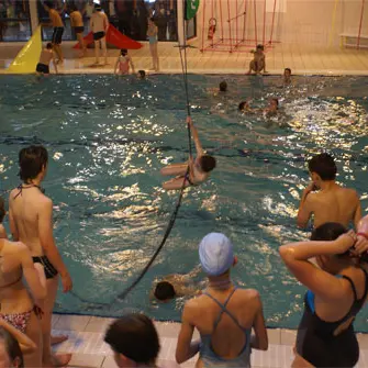 Piscine Municipale Gayeulles