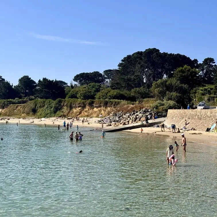 Plage de Pors Hir - Plougrescant