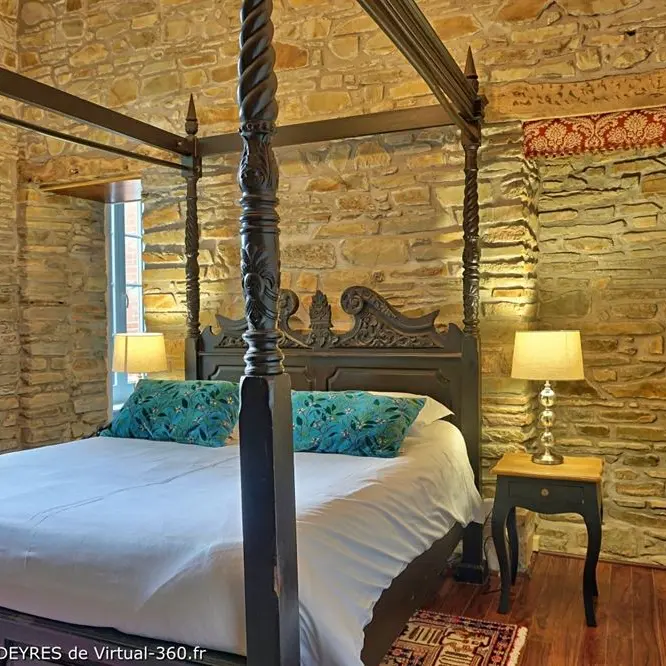 Queen Serenity Hotel - Redon brocéliande