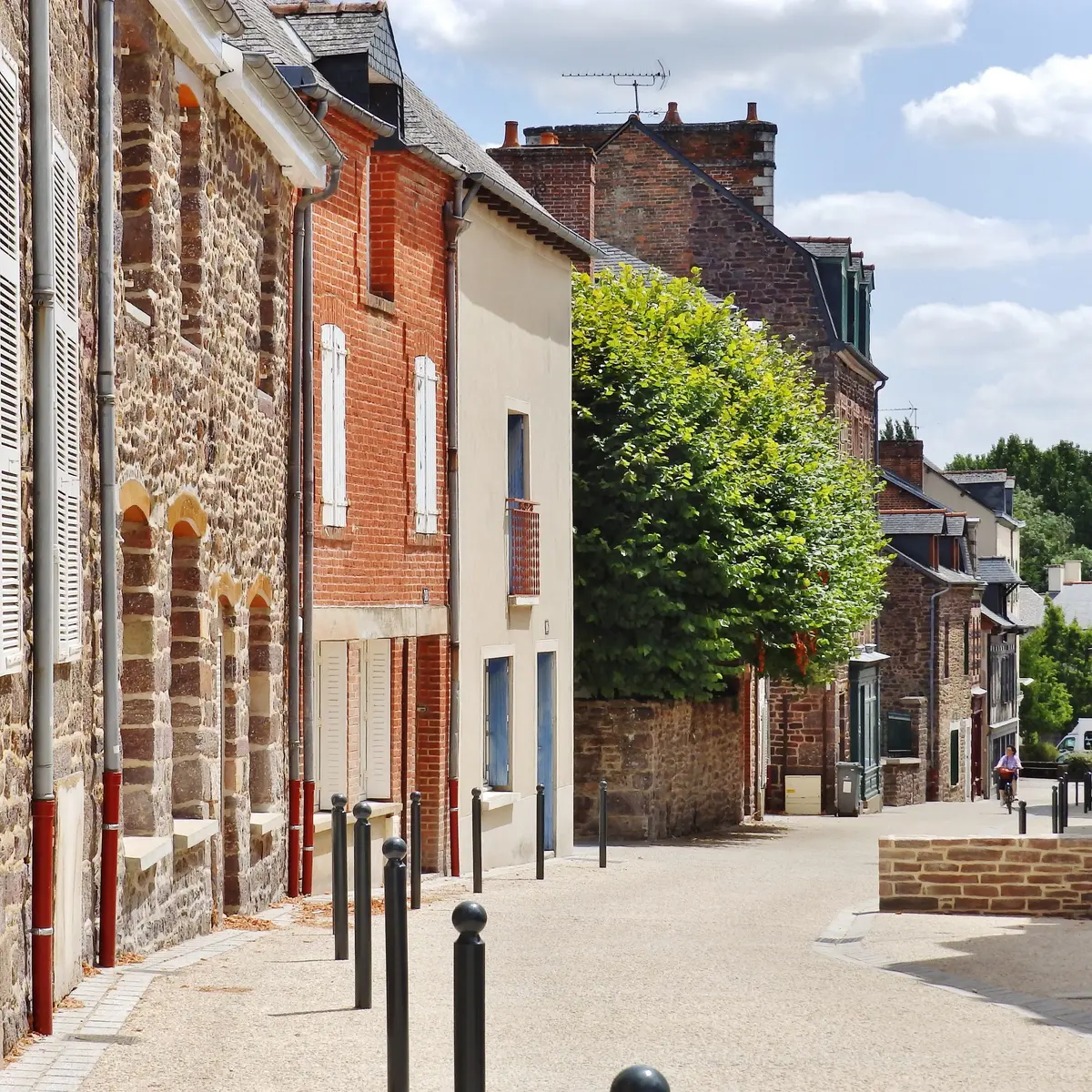 Rue de la Saulnerie Montfort sur Meu - Office de Tourisme Montfort Communauté