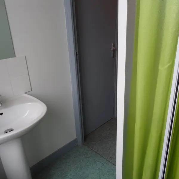 Salle de bain - Gîte de randonnée à Montours