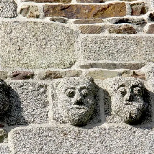 Visages de la maison des pendus