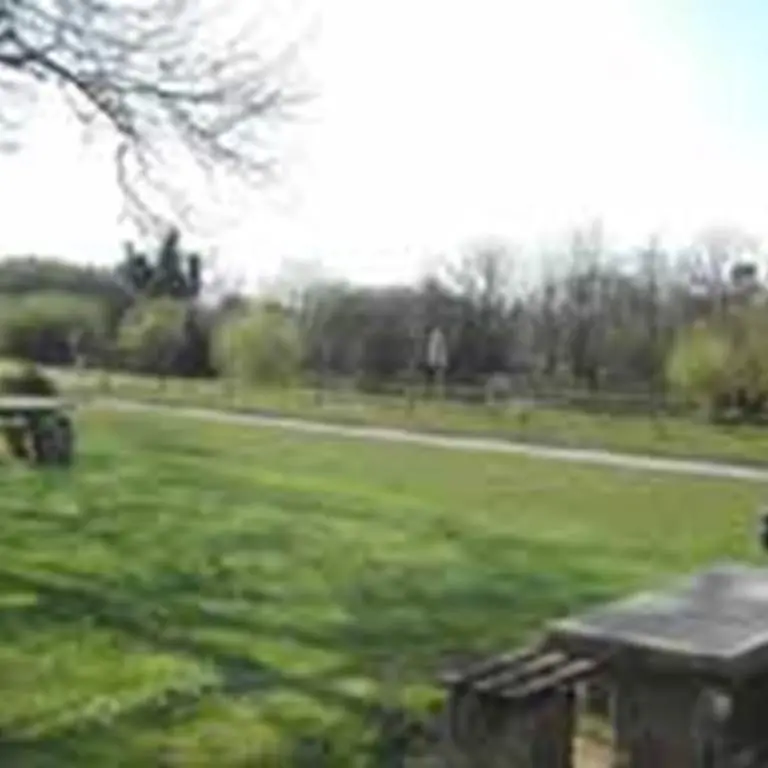 AIRE DE CAMPING CAR DE PONT DOUAR