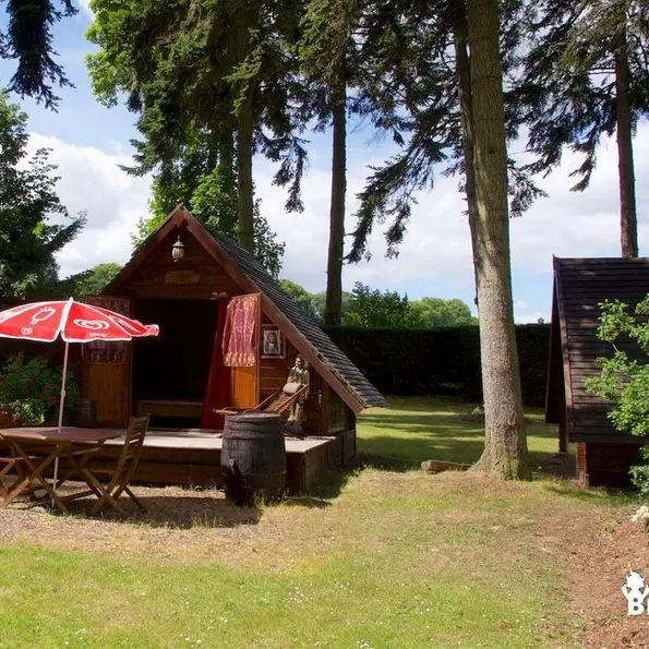 cabane-pionnier-St-Malo-de-Beignon-Destination-Broceliande