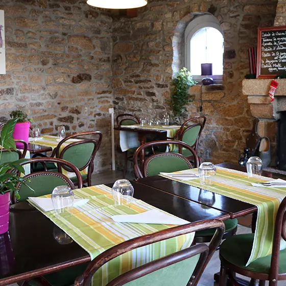 restaurant-traditionel-pizzeria-la-taverne-baud (3)