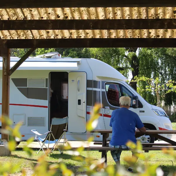 Aire de camping Car Cartelegue