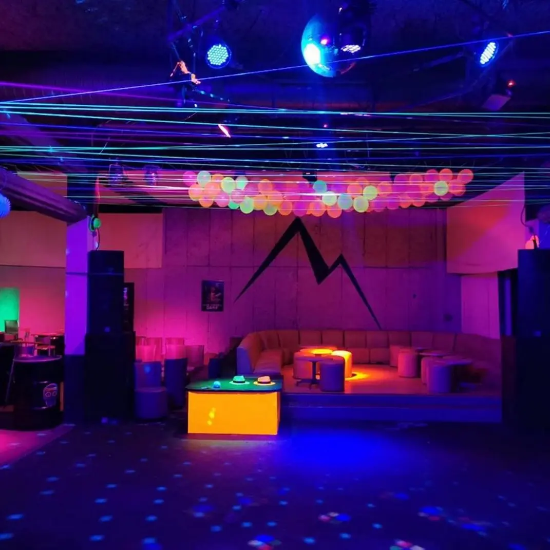 Discothèque le 64 - Billère - salle côté 2