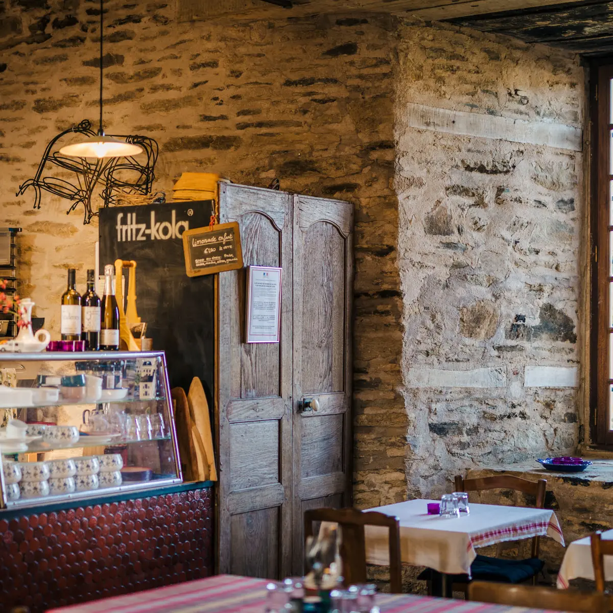 Suzette, cantine locale
