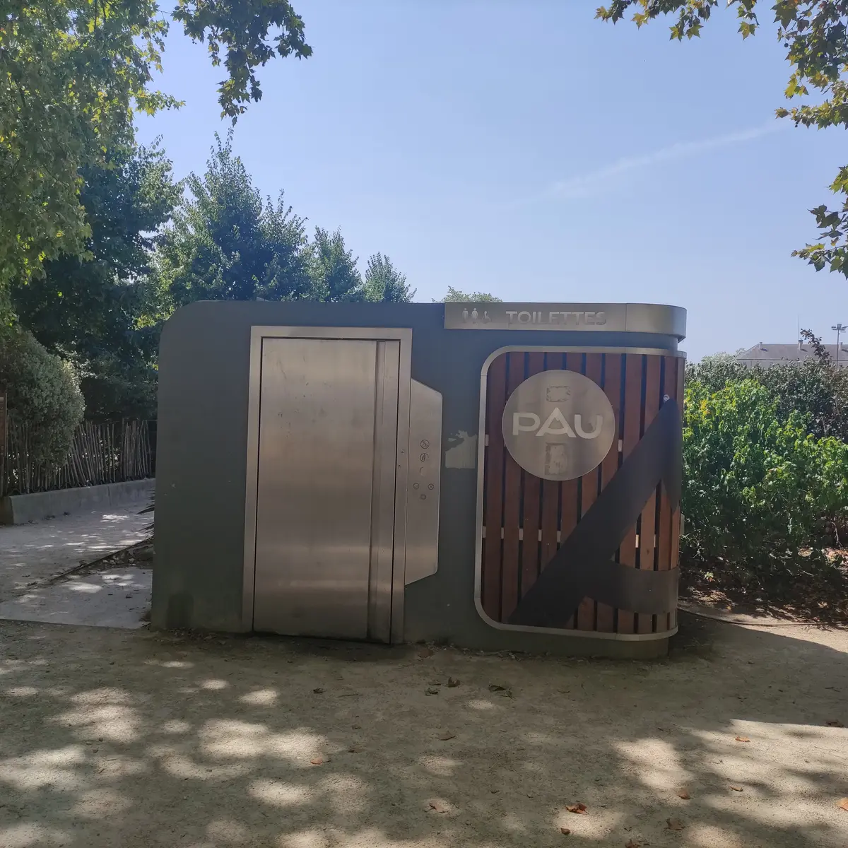 Toilettes Verdun Sud Pau