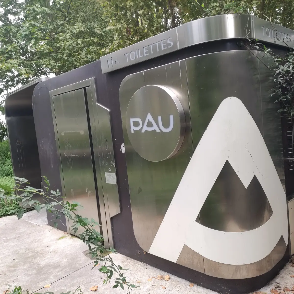 Toilettes bas du funiculaire Pau