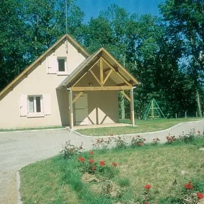 Hameau de Gîtes de Beaumont du Lac_1