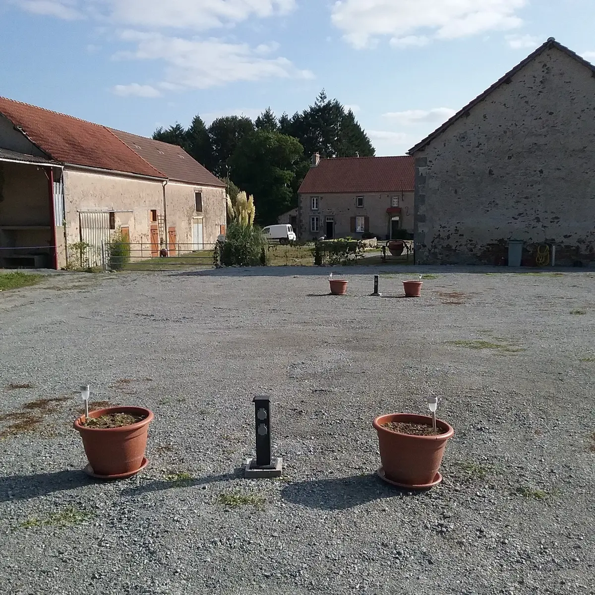 Aire d'accueil camping-car de la Grande Roche_1