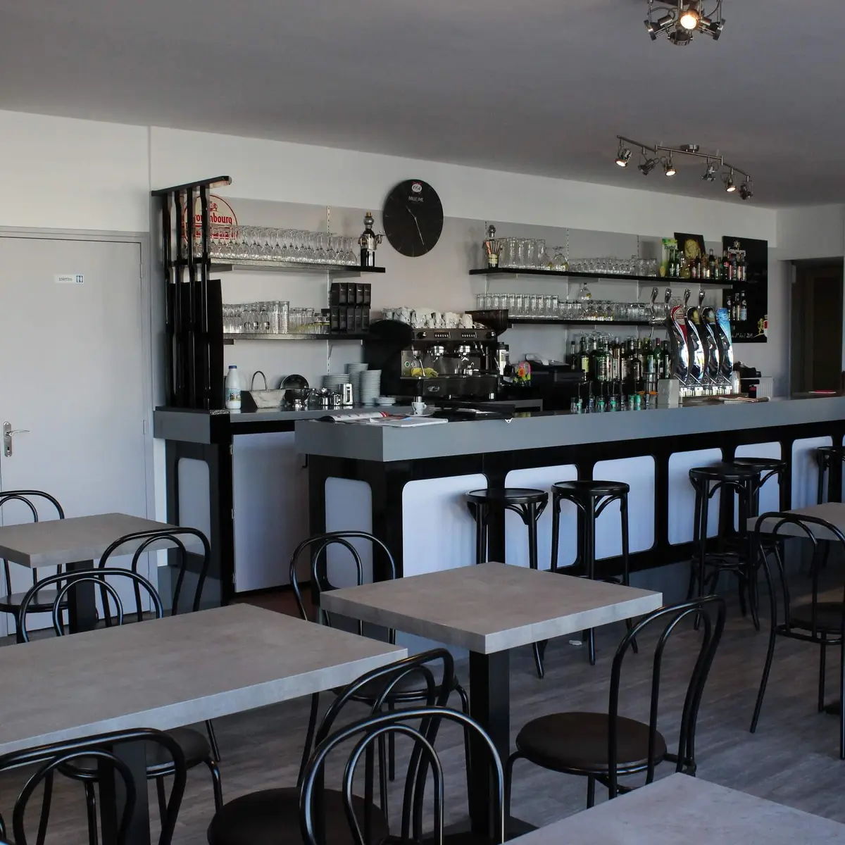 bar et salle de restaurant_2