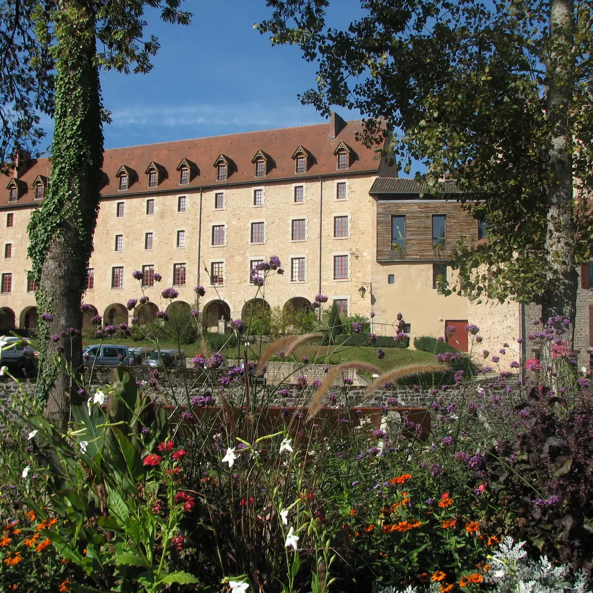 Vue sur l'ancien couvent des Ursulines_4