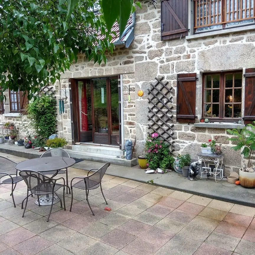 Chambre d’hôtes Référence Le Papillon Rouge_1