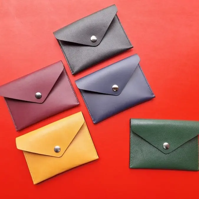 Enveloppe en cuir