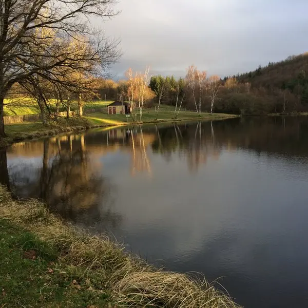 Etang de baignade du Puychaumartinà Château-Chervix