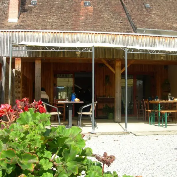 Restaurant et café Lo Vinataud à Vicq-Sur-Breuilh_2