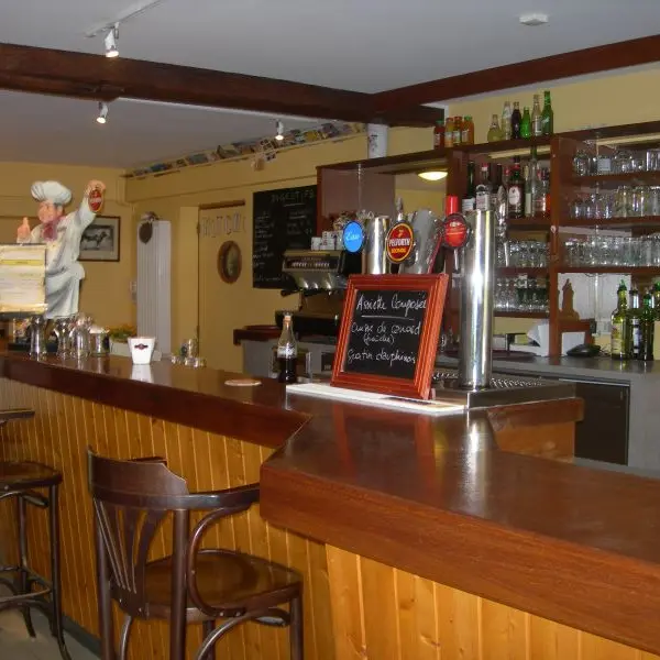 Restaurant et café Lo Vinataud à Vicq-Sur-Breuilh_4