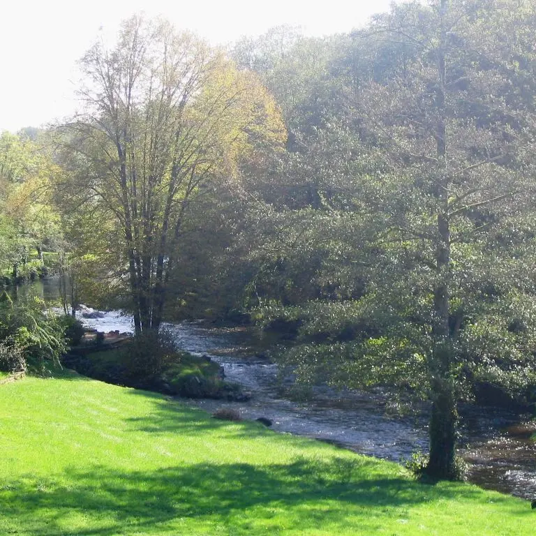 La Gartempe vue du Pont dit Romain à Châteauponsac_2