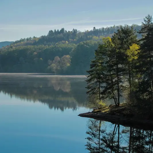 Vue sur le lac de saint pardoux_2
