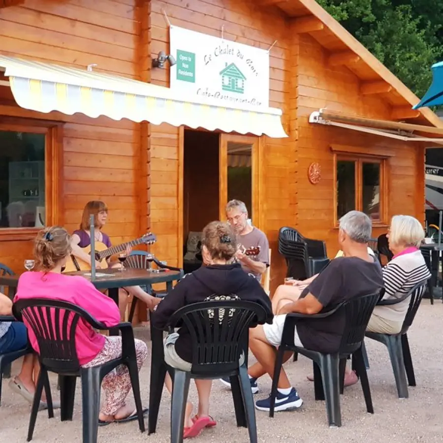 Café restaurant 'le chalet du bois'_3