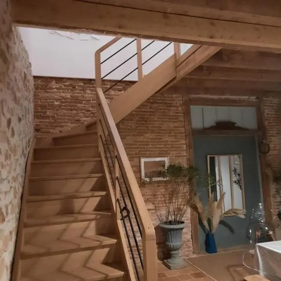 Les Ecuries du Château Rieux - Escalier