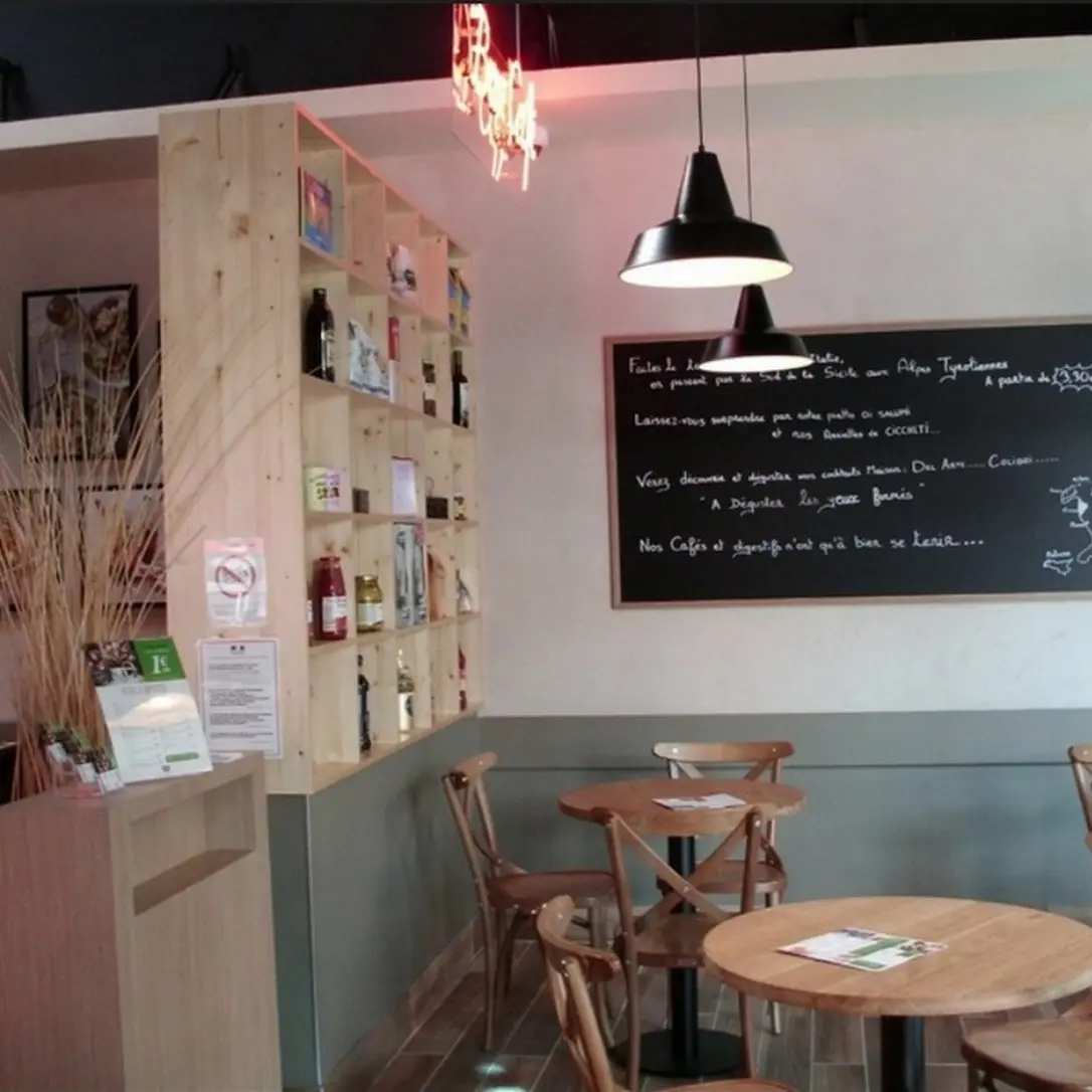 Restaurant Del Arte - Pau - tables rondes