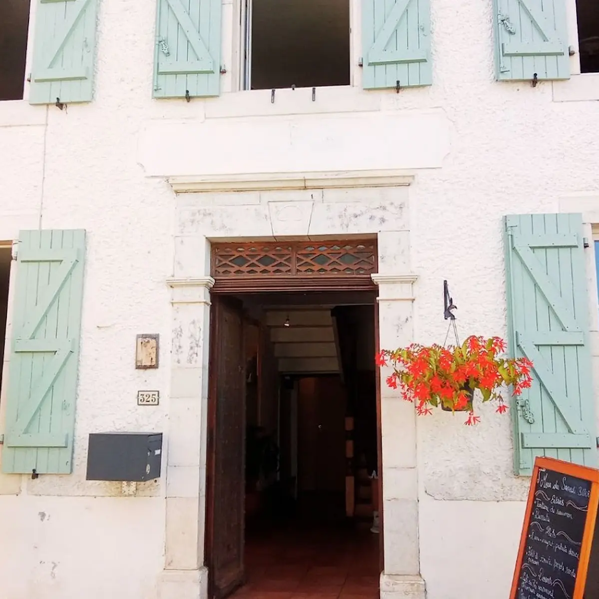 Chez Victorine et Fatima - Bosdarros - entrée