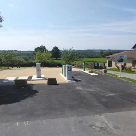 Aire_d_accueil camping car ©mairie le Chalard 2