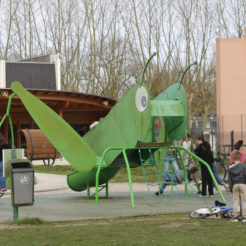 Aire du Pradeau Gelos 02 - Pau Pyrénées Tourisme - PL
