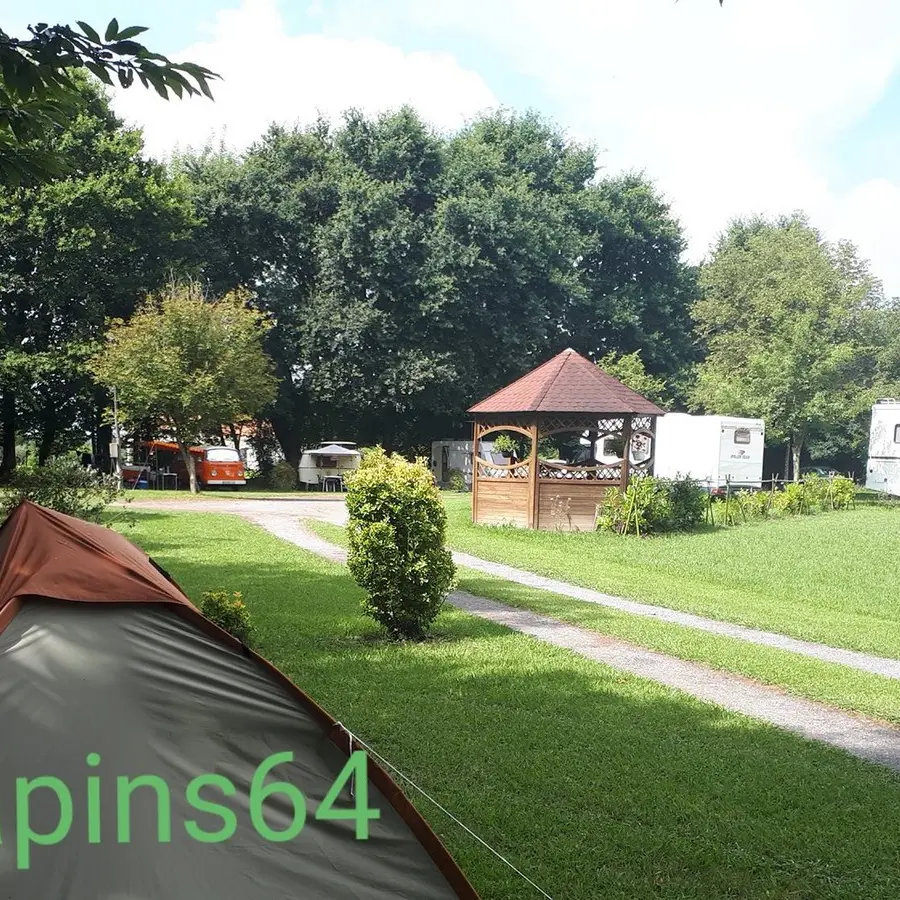 Camping les Sapins - Ousse - Camping-car