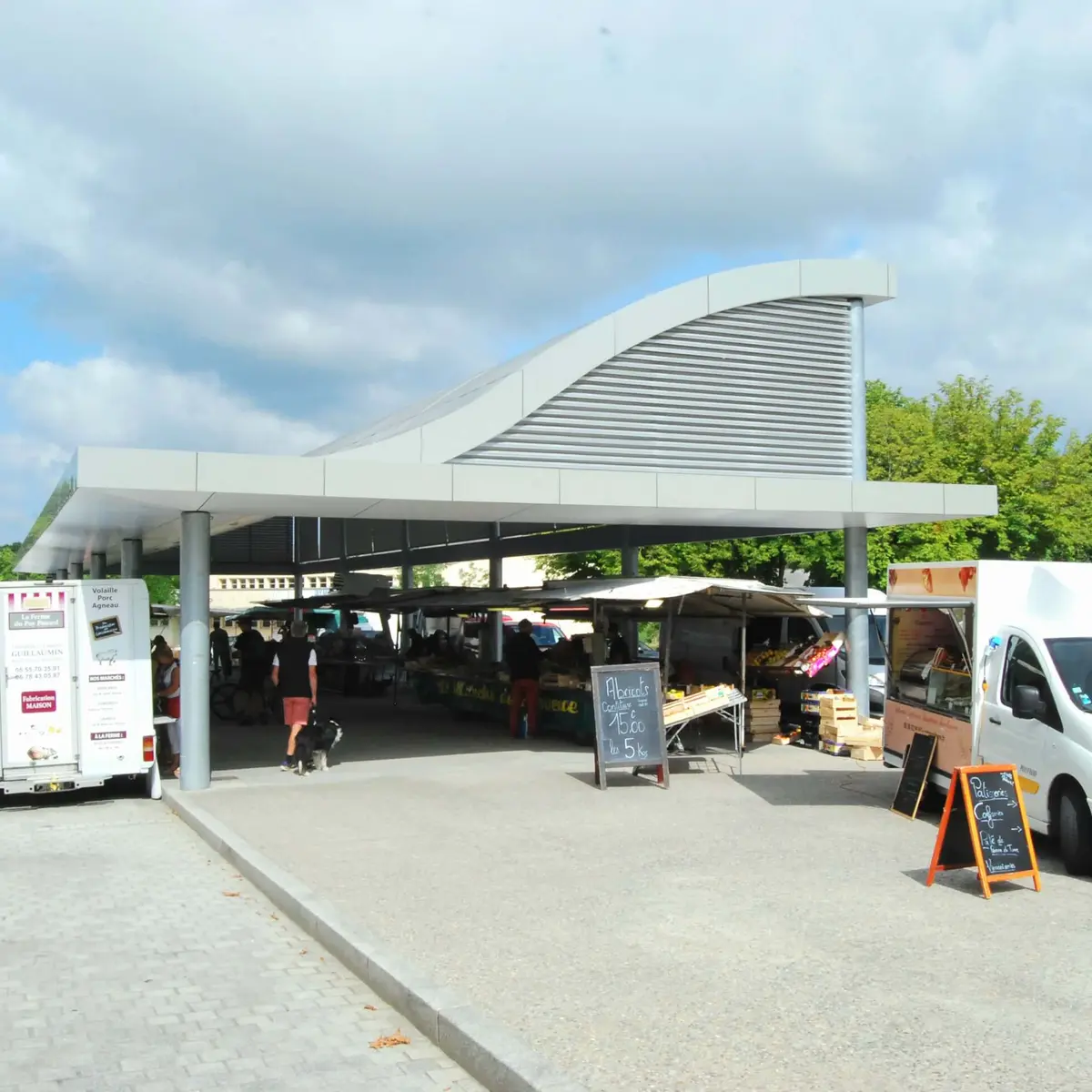 Halles