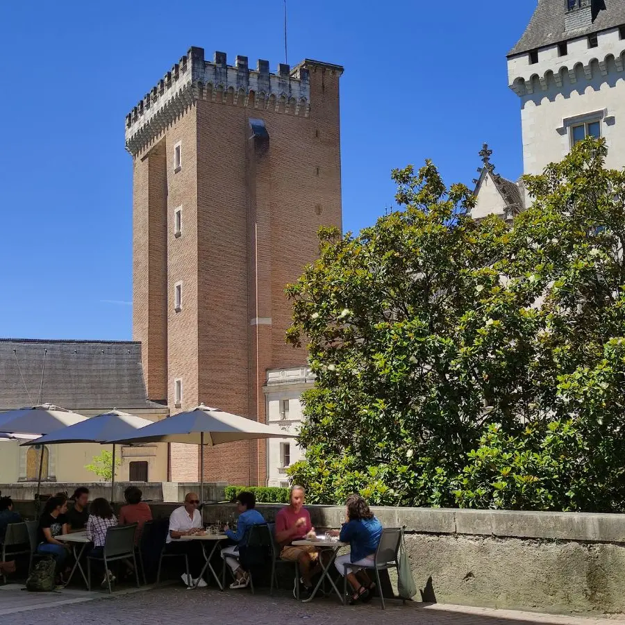 Le quartier du château de Pau - le donjon Fébus