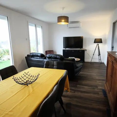 Gîte Querrades_salle à manger