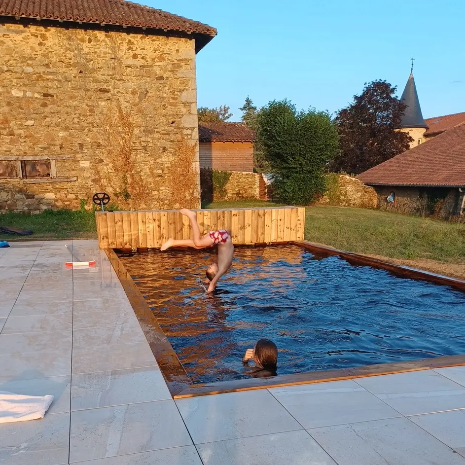 Gîte d'Aômé_piscine