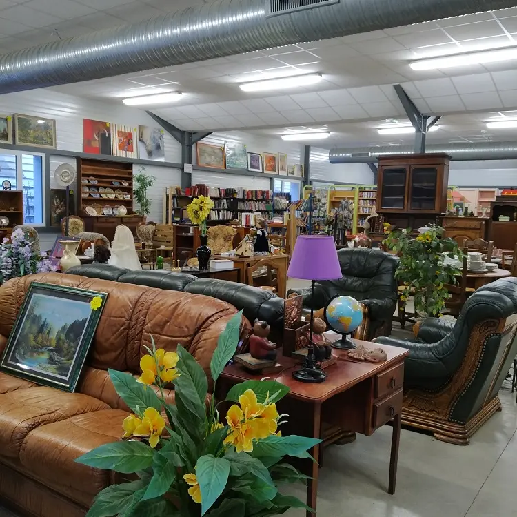 Le magasin, un vrai bonheur ! Pour les chineurs et amateurs de vintage.