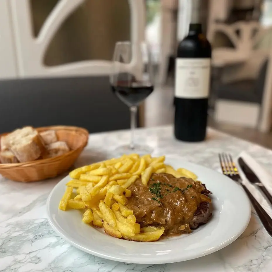 steak haché du boucher 180gr sauce crème à l’échalote, frites