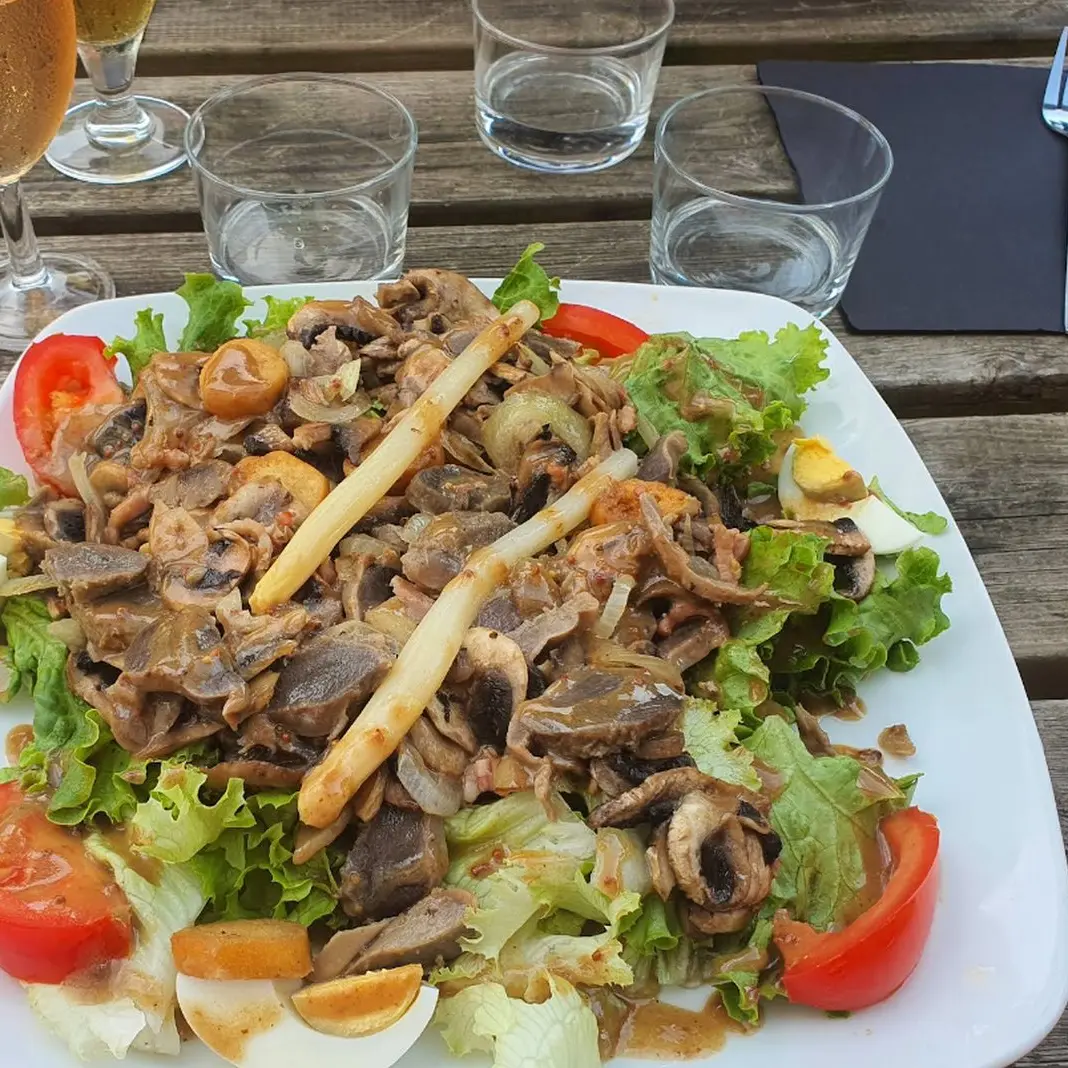 La Tour de Pise Pau Tourasse salade