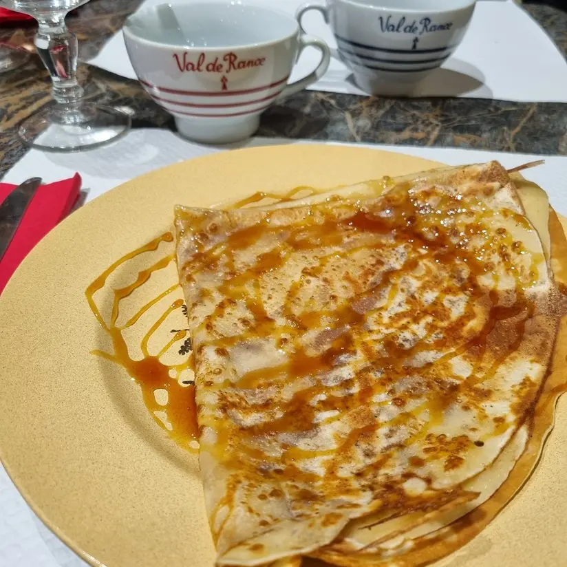 Uzerche crêperie chez jeanne ©LL OT Terres de Corrèze (7)
