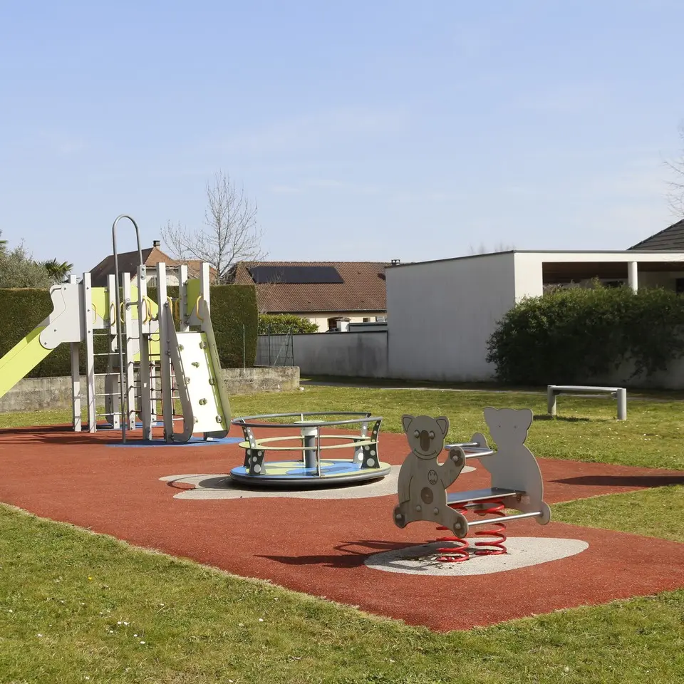 aire de jeux mazeres lezons 03