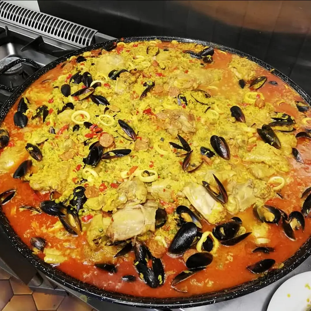 Le Carton Rouge - Gan - paella