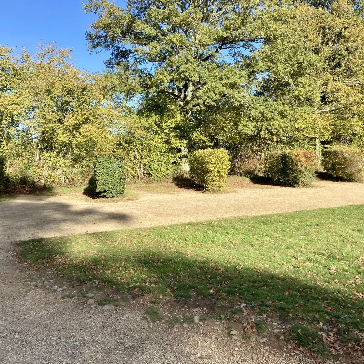 Aire de stationnement pour camping-cars à Bujaleuf