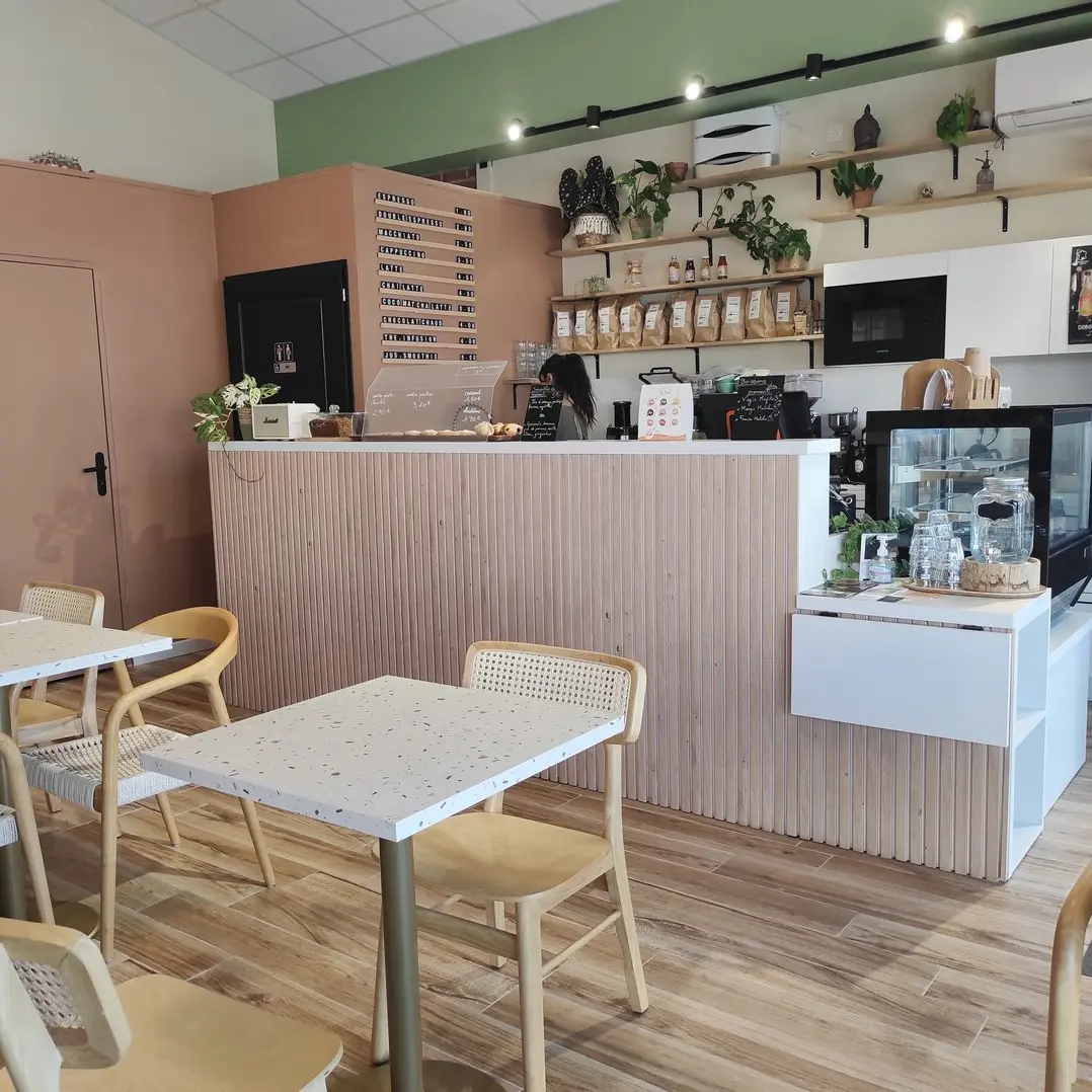 Lucy's Coffee - Lescar - salle côté comptoir