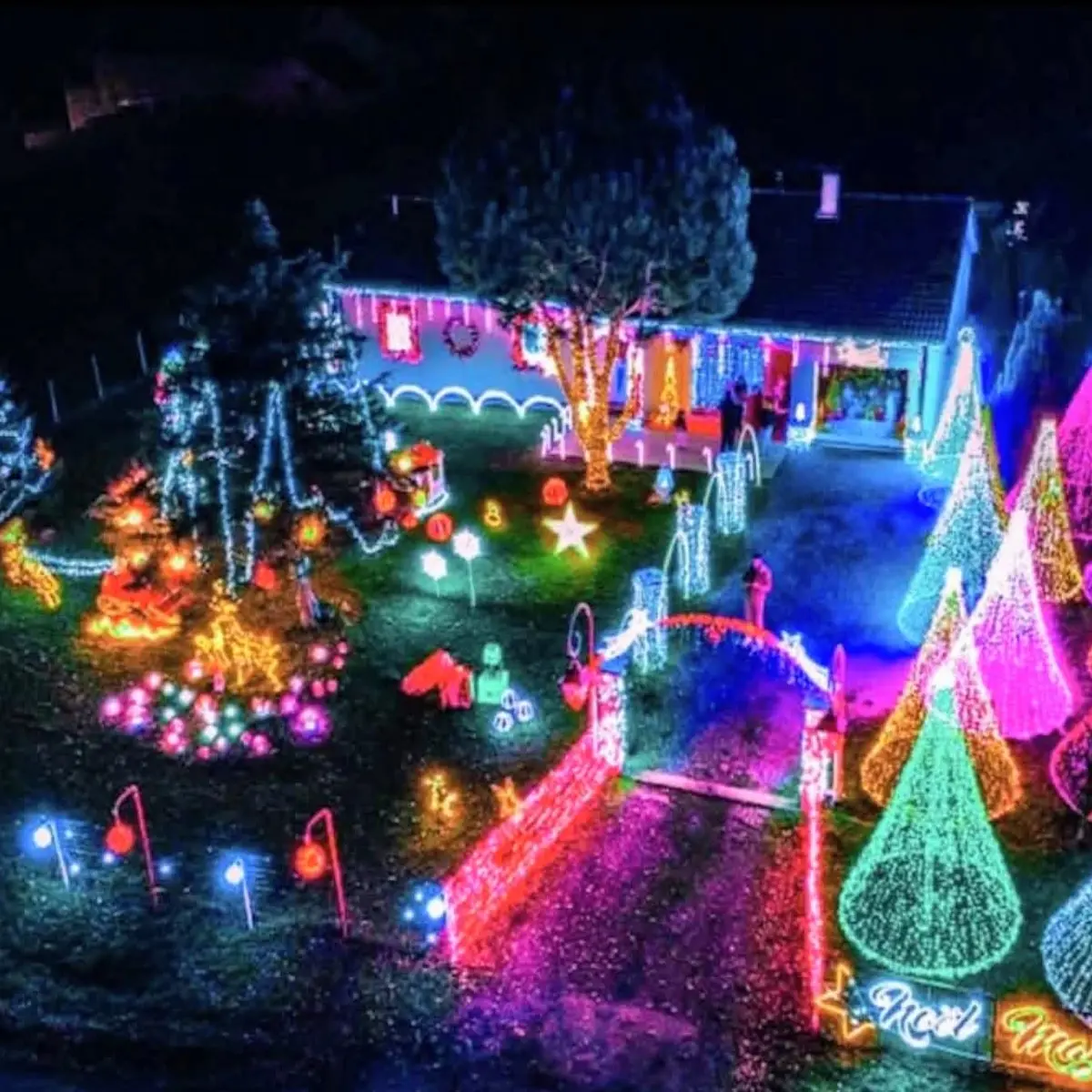 maison illuminée  noël la meyze