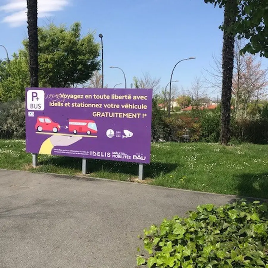 parking relais catherine de Bourbon 1 - panneau