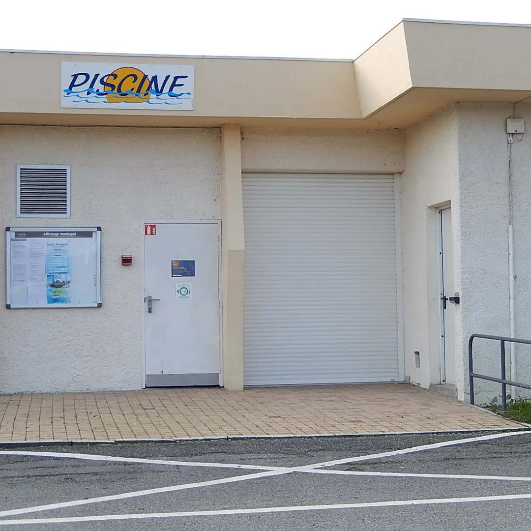 Piscine- Lescar - entrée