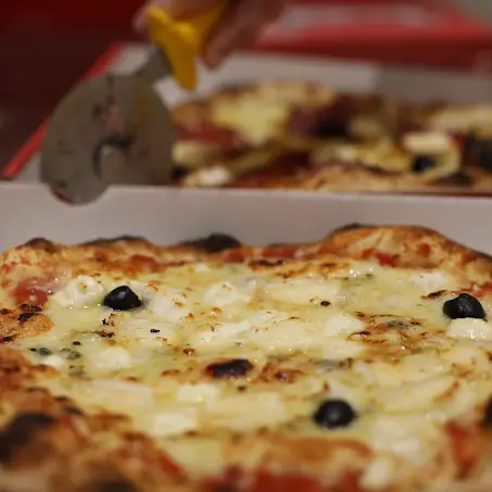 pizzacharlotteemporterJPG