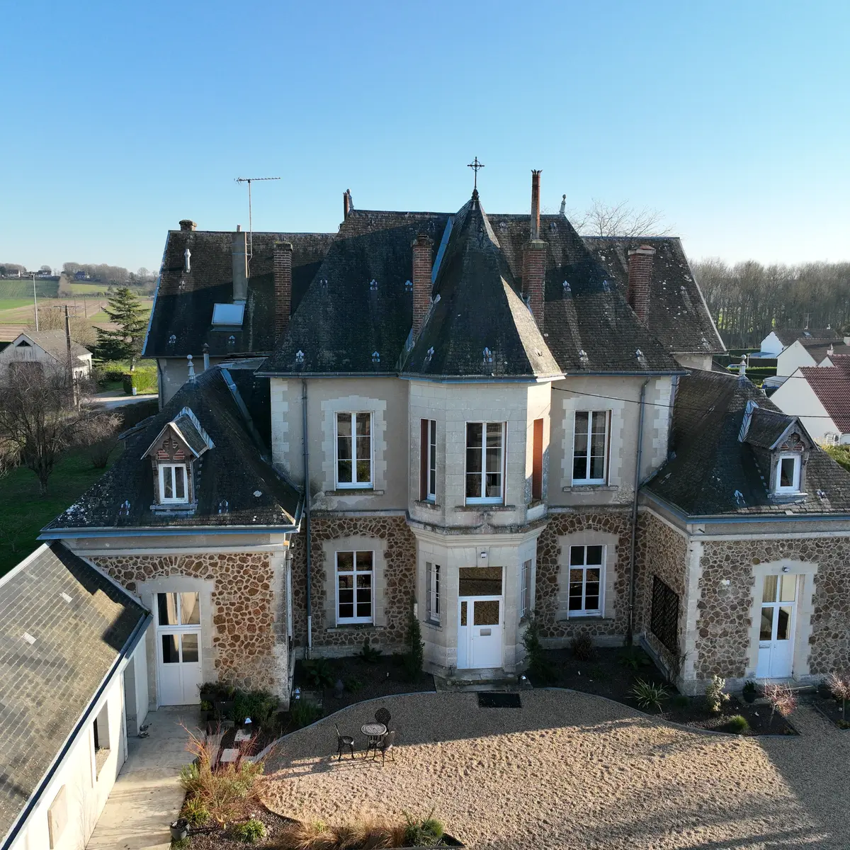 LeKAMPUS-phXWATEL157